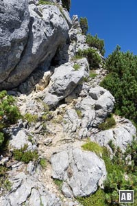 Impressionen aus dem Ostgrat: Die erste Kletterstelle