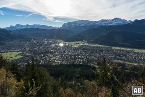 Blick vom St.-Martin-Haus auf Garmisch-Partenkirchen