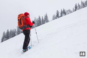 Schneeschuhwanderung Brecherspitz: Der Gipfelhang hat durchaus seine Neigung - ist aber relativ gutmütig
