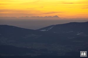 Schneeschuhwanderung Großer Arber: Aussicht vom Gipfel auf die Zugspitze
