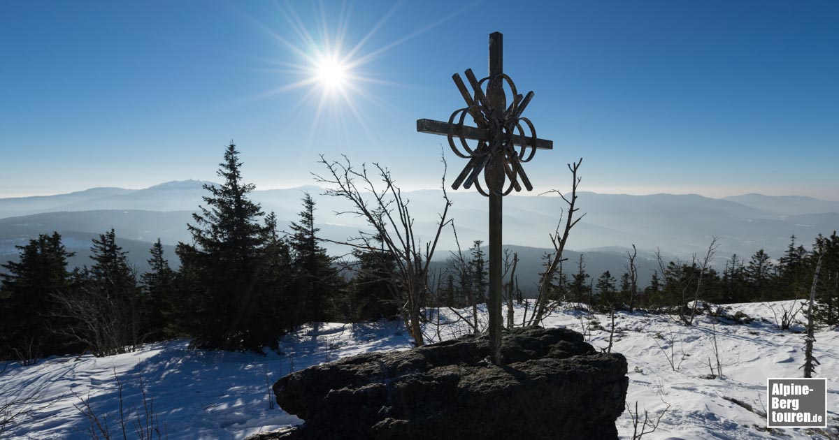 Das bayerische Gipfelkreuz des Zwercheck