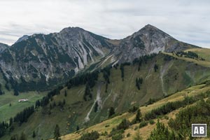 Unsere Ziele Ponten (links) und Bschießer (rechts) - gesehen von der Bergstation