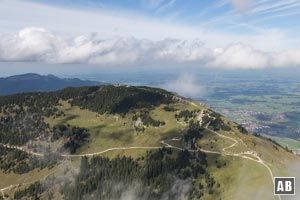 Aussicht von der Aggenstein-Ostschulter auf den gegenüberliegenden Breitenberg