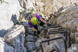 Einstieg in die Alpspitzferrata (B) - eine Art Schlüsselstelle, denn schwieriger wird der ganze Steig nicht mehr