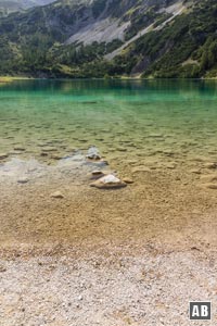 Der idyllisch gelegene Seebensee