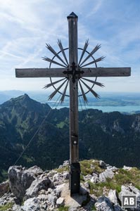 Das schöne Gipfelkreuz des Gabelschrofen