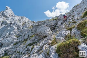 Ausgesetzte Kletterei bis I+ zum höchsten Punkt der Gehrenspitze