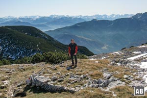 Bereits am Guffert-Sattel erlebt der Bergsteiger ganz großes Kino