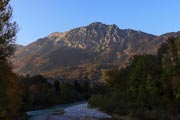 Der Hochstaufen mit der Goldtropfwand in der Draufsicht