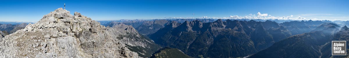 Panorama vom Gipfel des Hochvogel