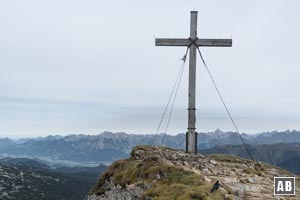 Am Gipfel des Hohen Ifen - mit Blick Richtung Oberstdorf.