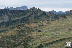 Blick auf unser nächste Station - die Ifersguntalpe.