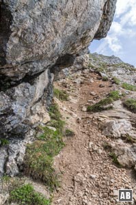 Im Mauslochsteig: Der kleinsplittrige Untergrund erfordert erhöhte Aufmerksamkeit