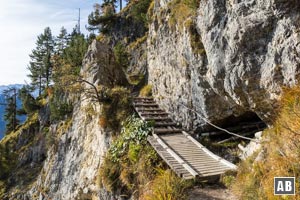 Die markante Brücke oberhalb des St.-Martin-Hauses