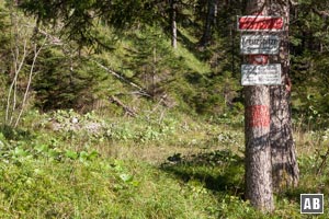 Dank gut Beschilderung und Markierung gibt es keine Probleme mit der Orientierung