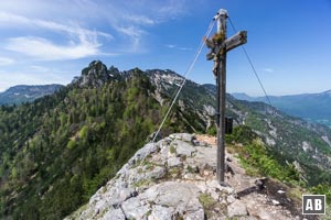 ...zum Gipfel des Mittleren Rotofen