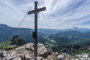 Normalweg: Über den Westgrat teilweise sehr luftig bis zum Gipfelkreuz