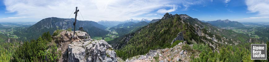 Rundum-Panorama vom Gipfel des Mittleren Rotofen