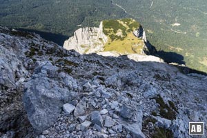 Auf den letzen 300 Höhenmetern fast duchgehende Kletterei im I. Grad