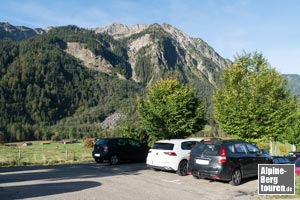 Vom Wander-Parkplatz am Ende des Rauhhornwegs...