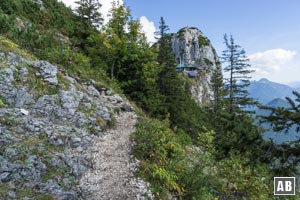 Nach den Drahtseilen erreichen wir über Gehgelände die Tegernseer Hütte