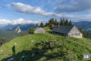 Die Sonnbergalm am Fuße von Roß- und Buchstein