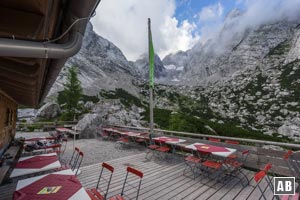 Blick von der Blaueishütte auf den Hochkalter und den Blaueisgletscher