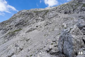 Gipfelaufbau der Schärtenspitze: Die Route verläuft von rechts unten nach links oben