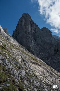 Blick vom Anstieg zum Steinberg auf die Schärtenspitze