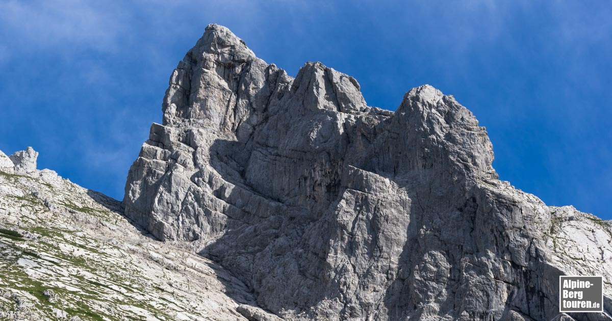 Der Gipfelaufbau der Schärtenspitze gesehen von der Blaueishütte