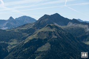 Zoom auf Bettlerkarspitze, Sonnjoch und Montscheinspitze (von links nach rechts)