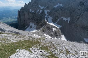 Tiefblick auf das Ellmauer Tor