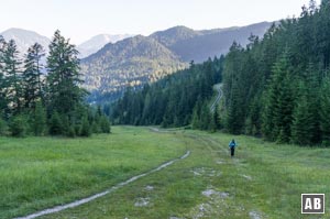 Aufstieg über die ehemalige Skipiste zum Gamskar