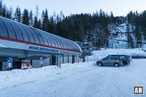 Start unserer Schneeschuhtour: Die Talstation der Winklmoosalmbahn.