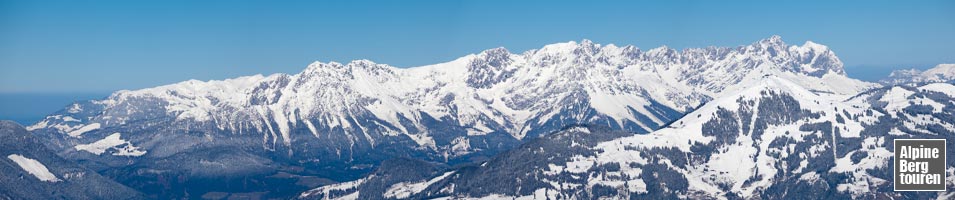 Am Gipfel des Feldalphorns: Der Wilde Kaiser im Zoom