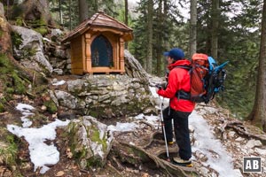 Aufstieg zur Kampenwand - vorbei am Bildstock <q>Bei unserer lieben Frau</q>