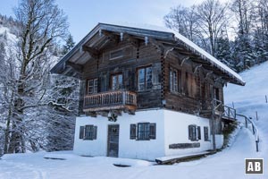 Das herrschaftliche, im Winter geschlossene Gasthaus an der Königsalm