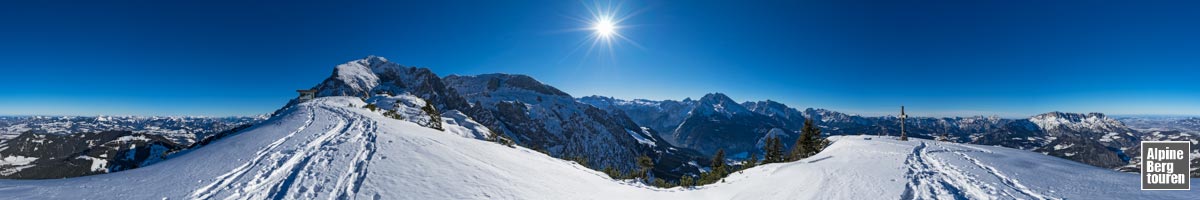 Winterpanorama vom Gipfel des Kehlstein auf die Berchtesgadener Alpen
