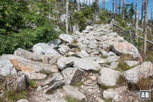 Nach dem Steinernen Meer führt uns ein steiniger Pfad zum Dreiländereck