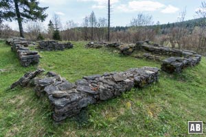 Ruine des ehemalige Bergdorfs Oberbreitenau.