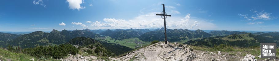 Bergpanorama vom Gipfel des Einstein (Tannheimer Berge, Allgäuer Alpen)