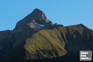 Aussicht aus dem Trettachtal auf die Trettachspitze