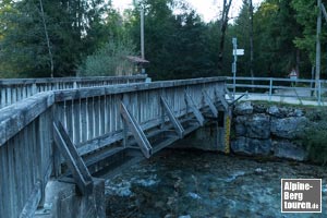 An der Brücke über den Oybach schließt sich die Runde. Auf der bekannten Strecke zurück nach Oberstdorf.