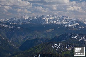 Aussicht vom Hochgern auf die Loferer Steinberge