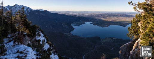 Aussicht vom Jochberg auf den Kochelsee