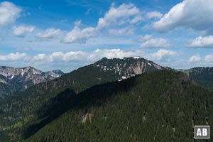 Imposant auch der Hirschberg...