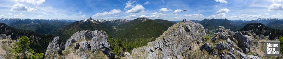 360-Grad-Panorama vom Gipfel des Leonhardsteins