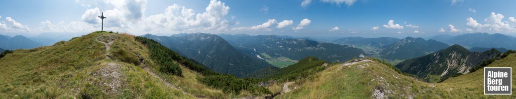 Bergpanorama vom Gipfel der Notkarspitze (Ammergauer Alpen)