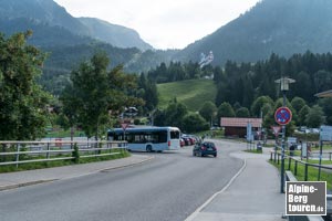 Über diese Brücke auf die andere Seite der Trettach