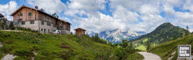 Das Schneibsteinhaus - einer von mehreren Stützpunkt auf dem Weg zum Schneibstein.